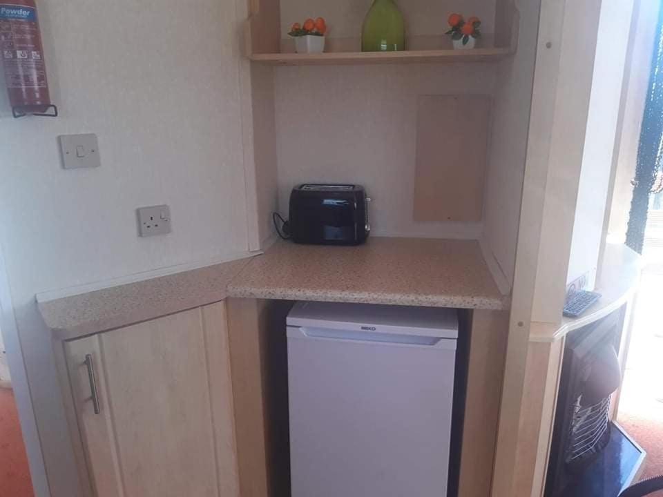 Kerrys Place, 75 Sealands Caravan Site, Ingoldmells 6 Berth Hotel Екстериор снимка