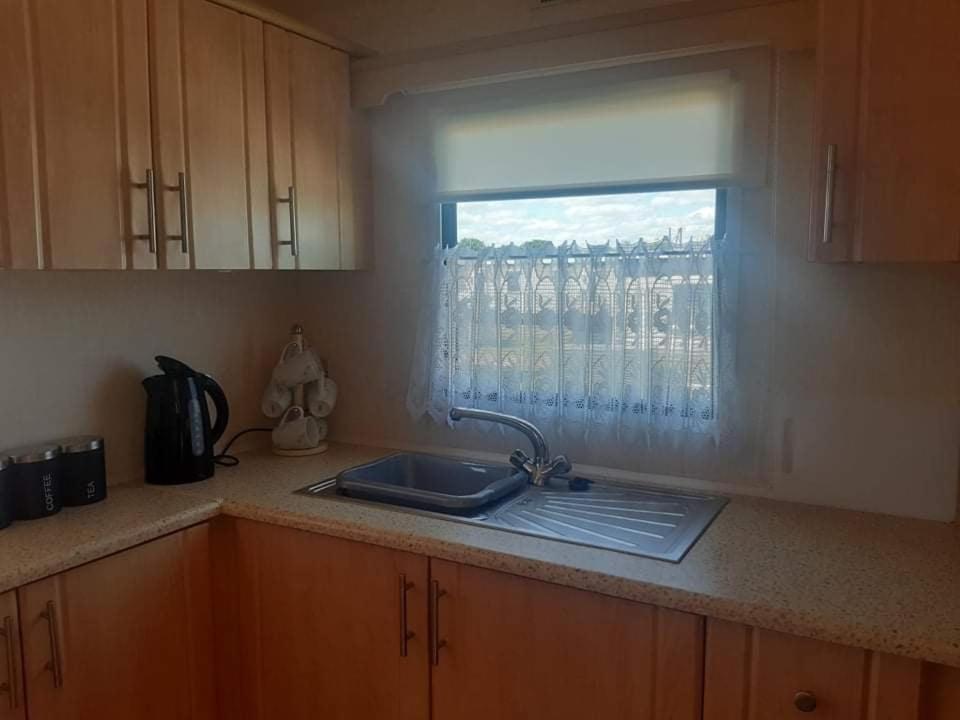 Kerrys Place, 75 Sealands Caravan Site, Ingoldmells 6 Berth Hotel Екстериор снимка